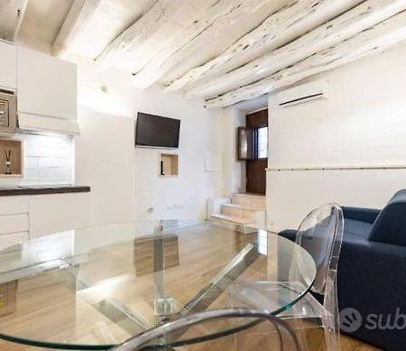 Abbalughente Central Rooms Κάλιαρι Εξωτερικό φωτογραφία