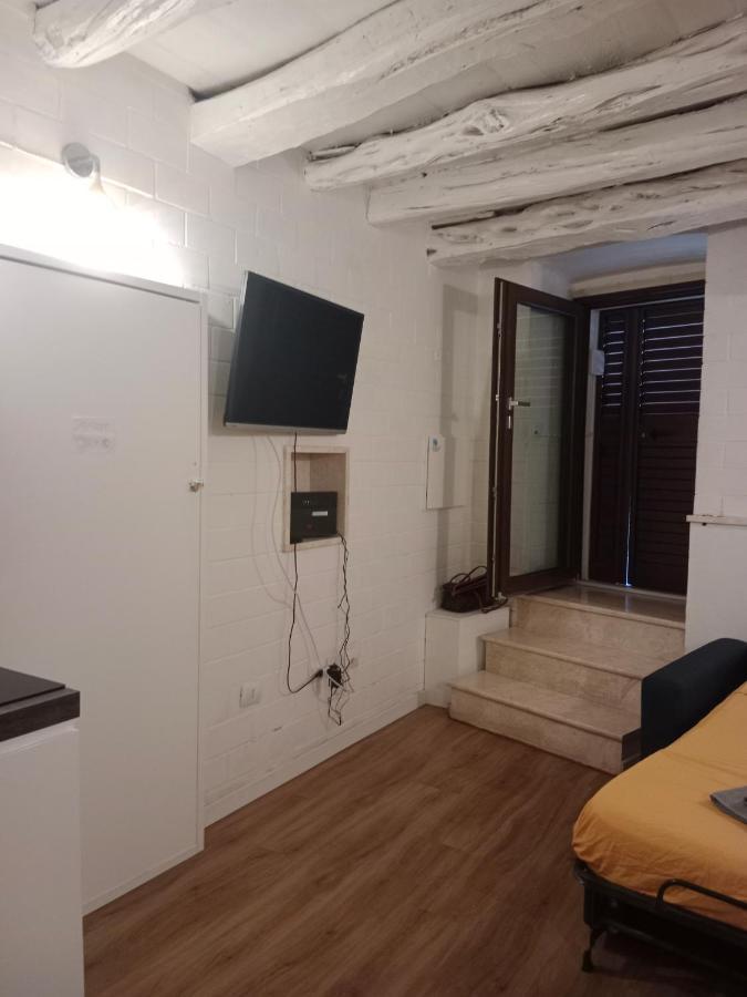 Abbalughente Central Rooms Κάλιαρι Εξωτερικό φωτογραφία